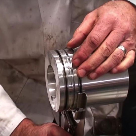 Kìm Vô Bạc Piston 80 – 120mm LICOTA